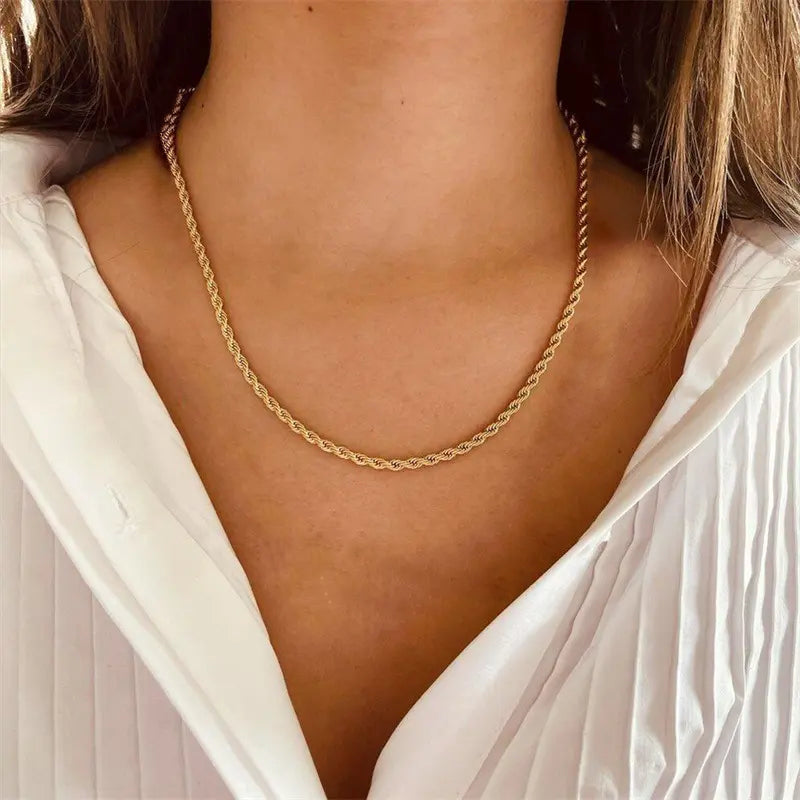 Calle Rope Chain Gold Necklace