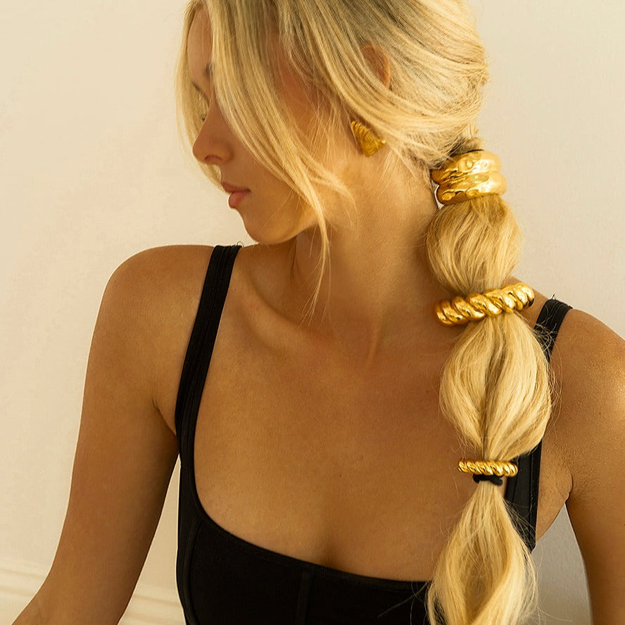 Twist Pony Cuff