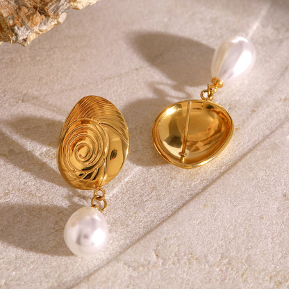 Eleonora Freshwater Pearl Earrings