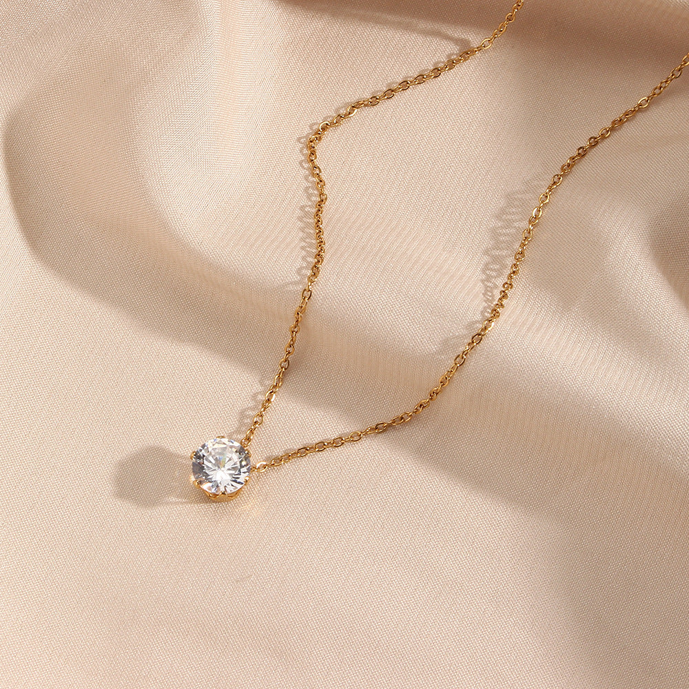 Kyla Solitaire Gold Necklace