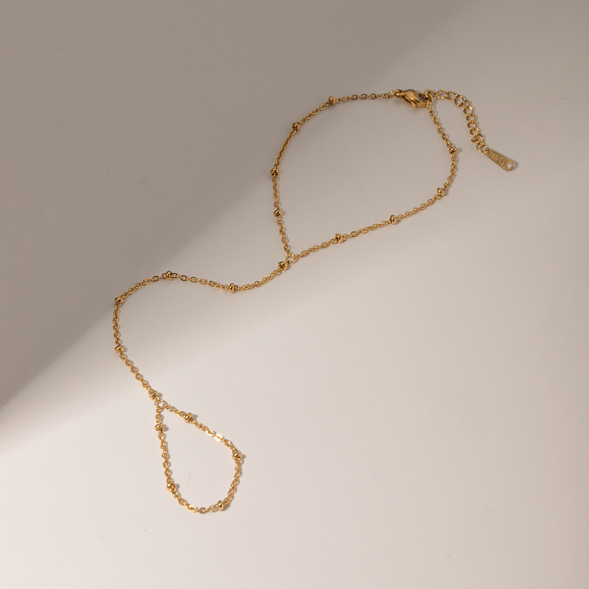 Evelyne Gold Chain Bracelet