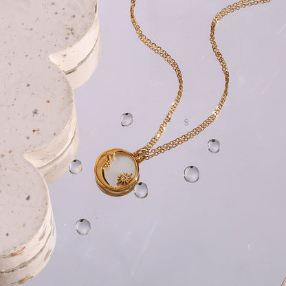 Evangeline Lunar Gold Necklace