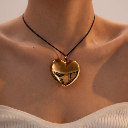 Ophelia Gold Heart Necklace