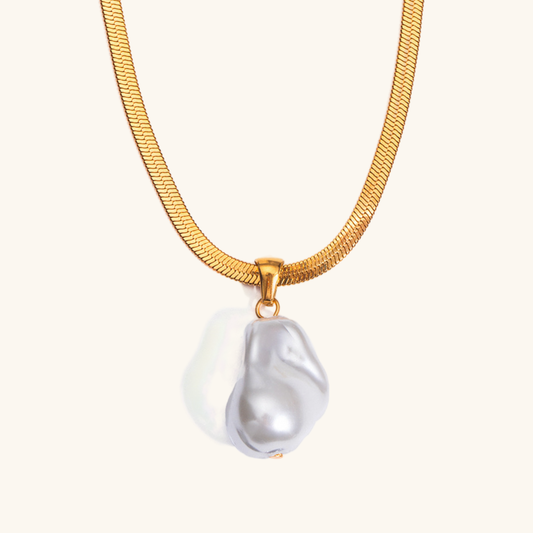 Glorietta Herringbone Pearl Necklace