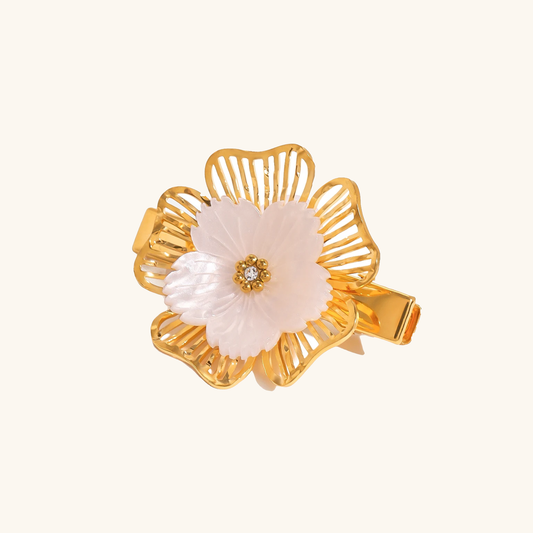 Petal Pearl Hair Clip