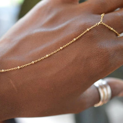 Evelyne Gold Chain Bracelet